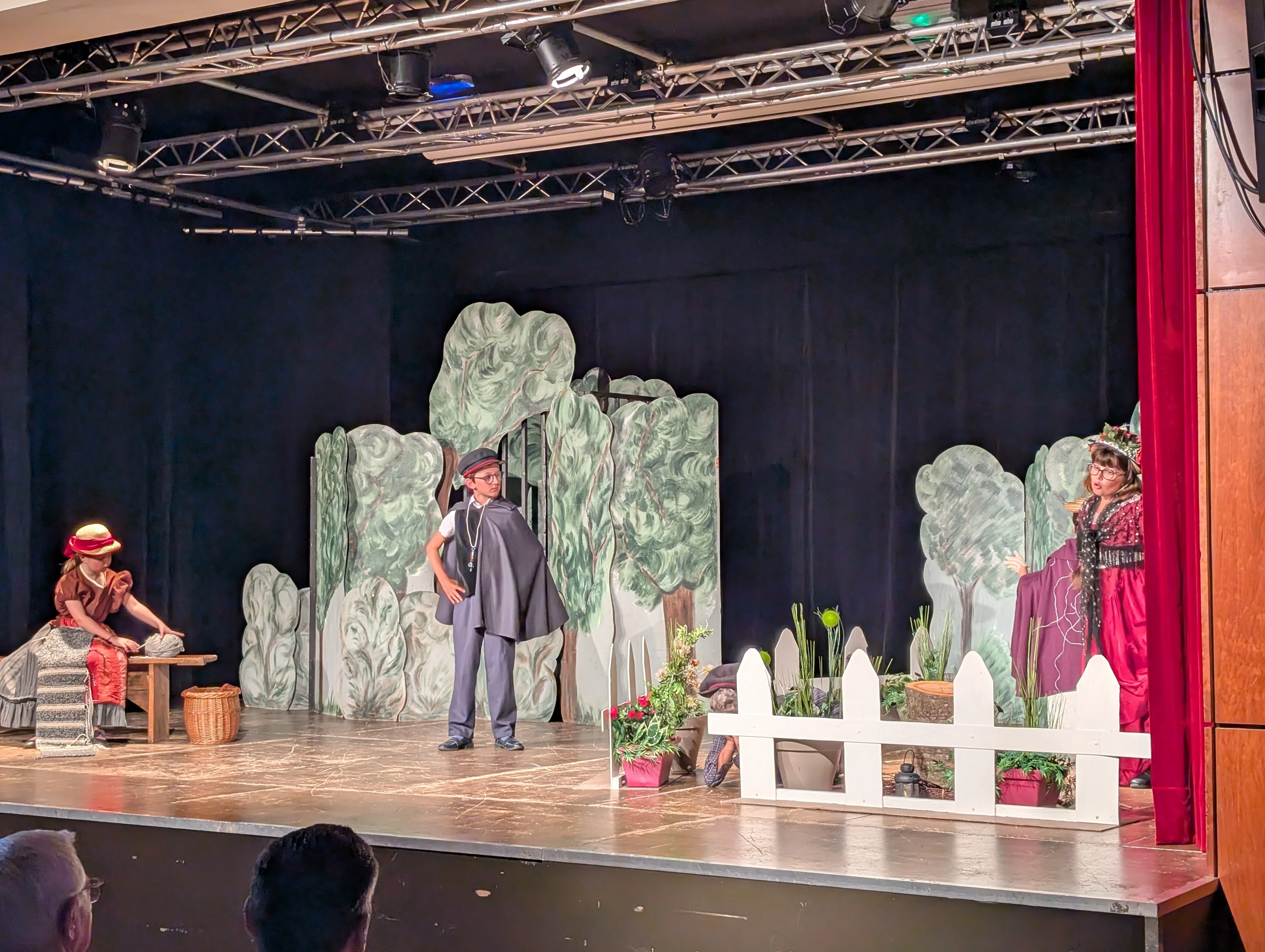 La sorcière et le commissaire