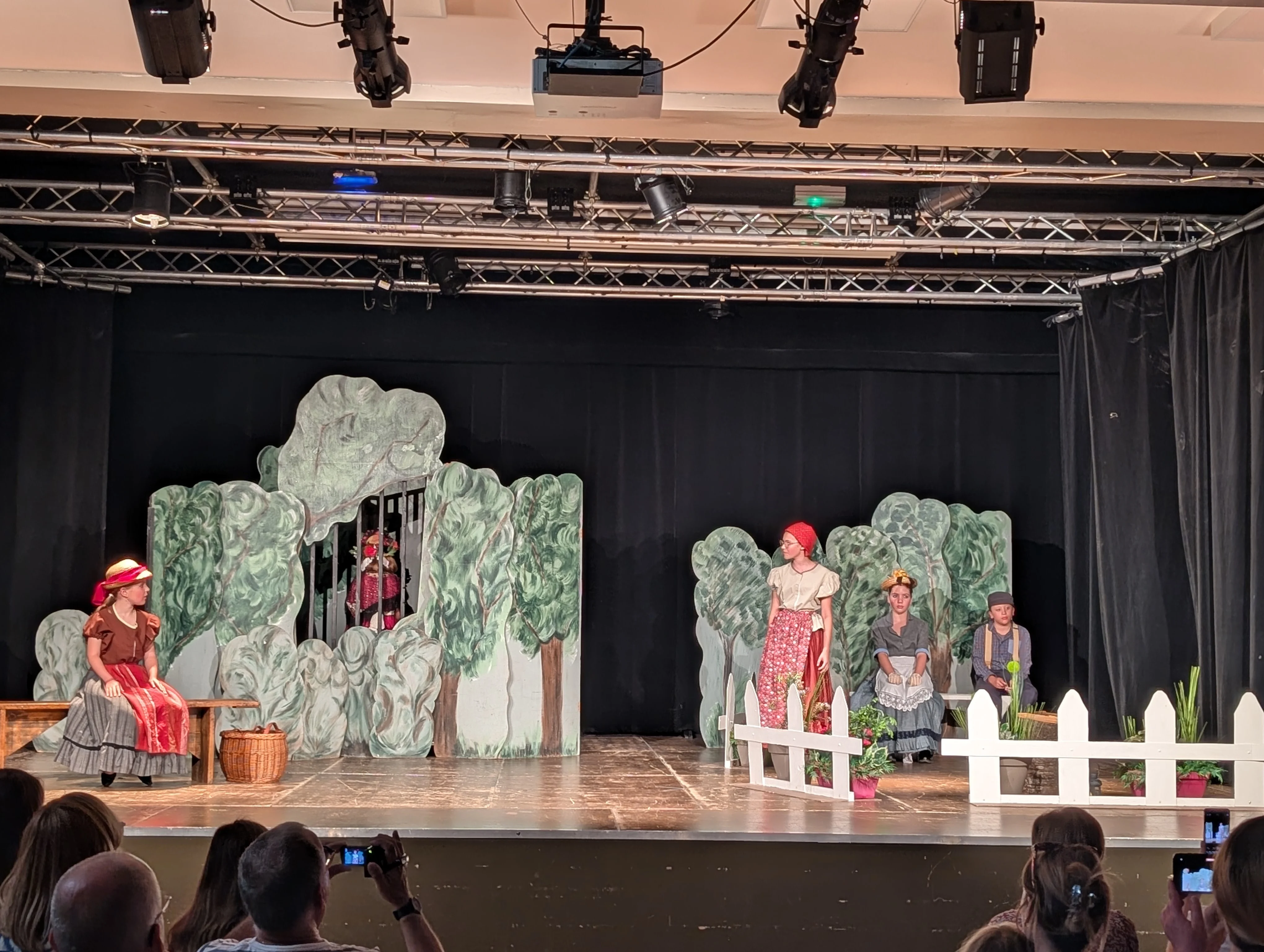 La sorcière et le commissaire